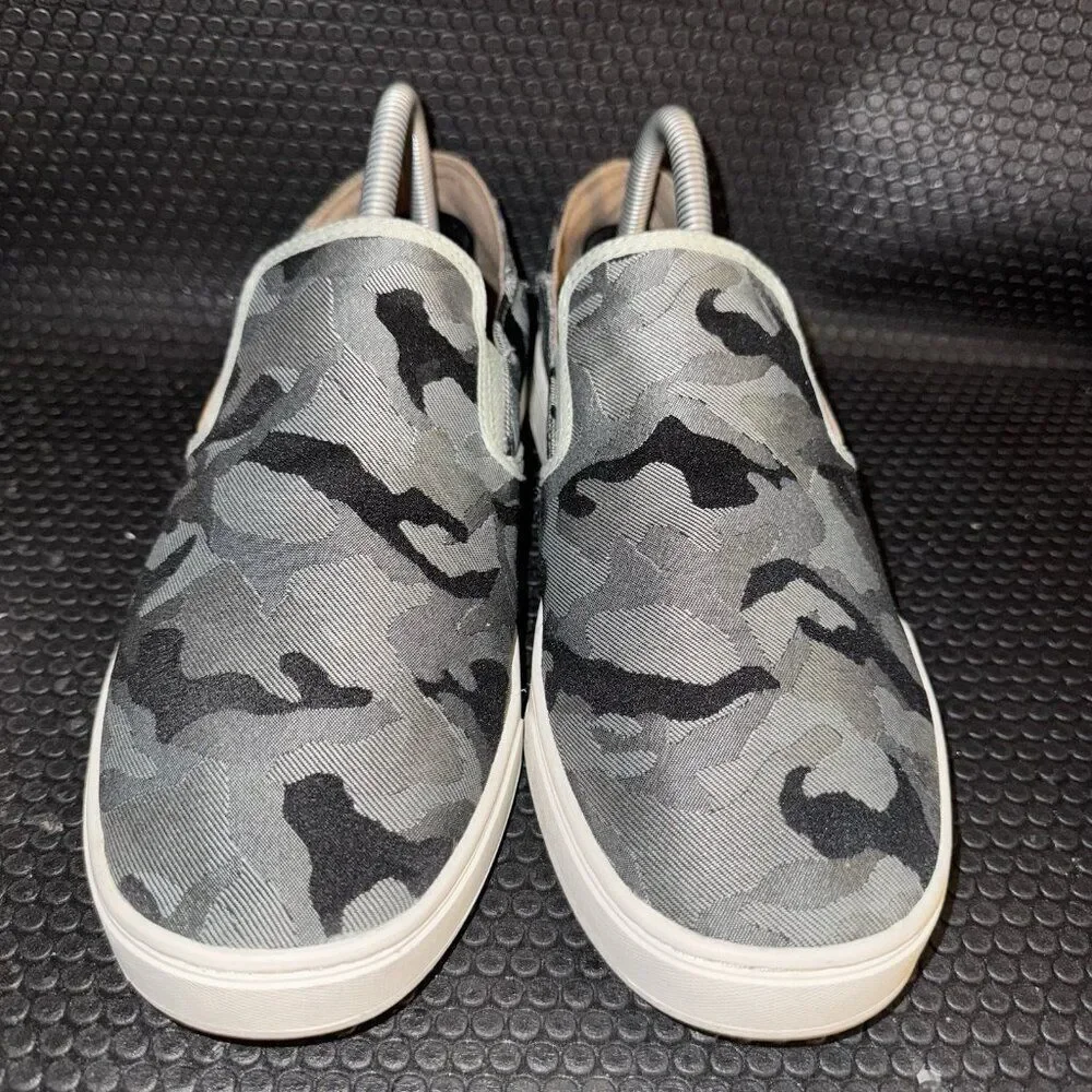 Olukai Pehuea Pa'i Slip On Sneaker Camouflage Casual Shoes Women’s Size 10